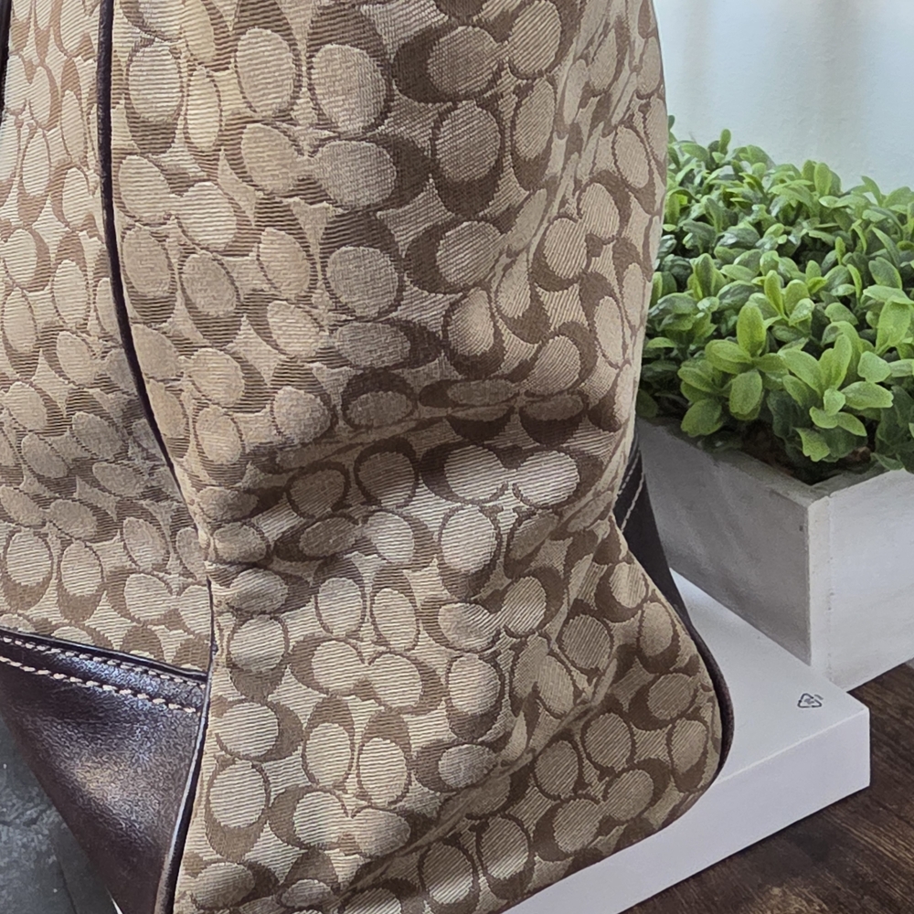 Coach LEGACY Signature Tote Bag - Picture 6 of 13